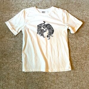 Able Clothing Gloria Graphic Tee S!